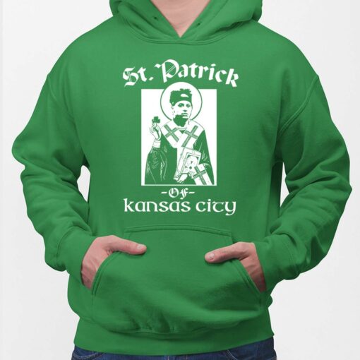 Mahomes St Patrick of Kansas City Shirt $19.95 Ao Irish Green Up het Mahomes St Patrick of Kansas City shirt 2 green