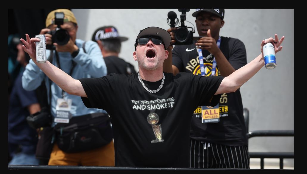 Michael Malone Make a Fashion Statement with "Put This In Your Pipe And Smoke It" Where to buy Michael Malone Make a Fashion Statement with "Put This In Your Pipe And Smoke It" Where to buy