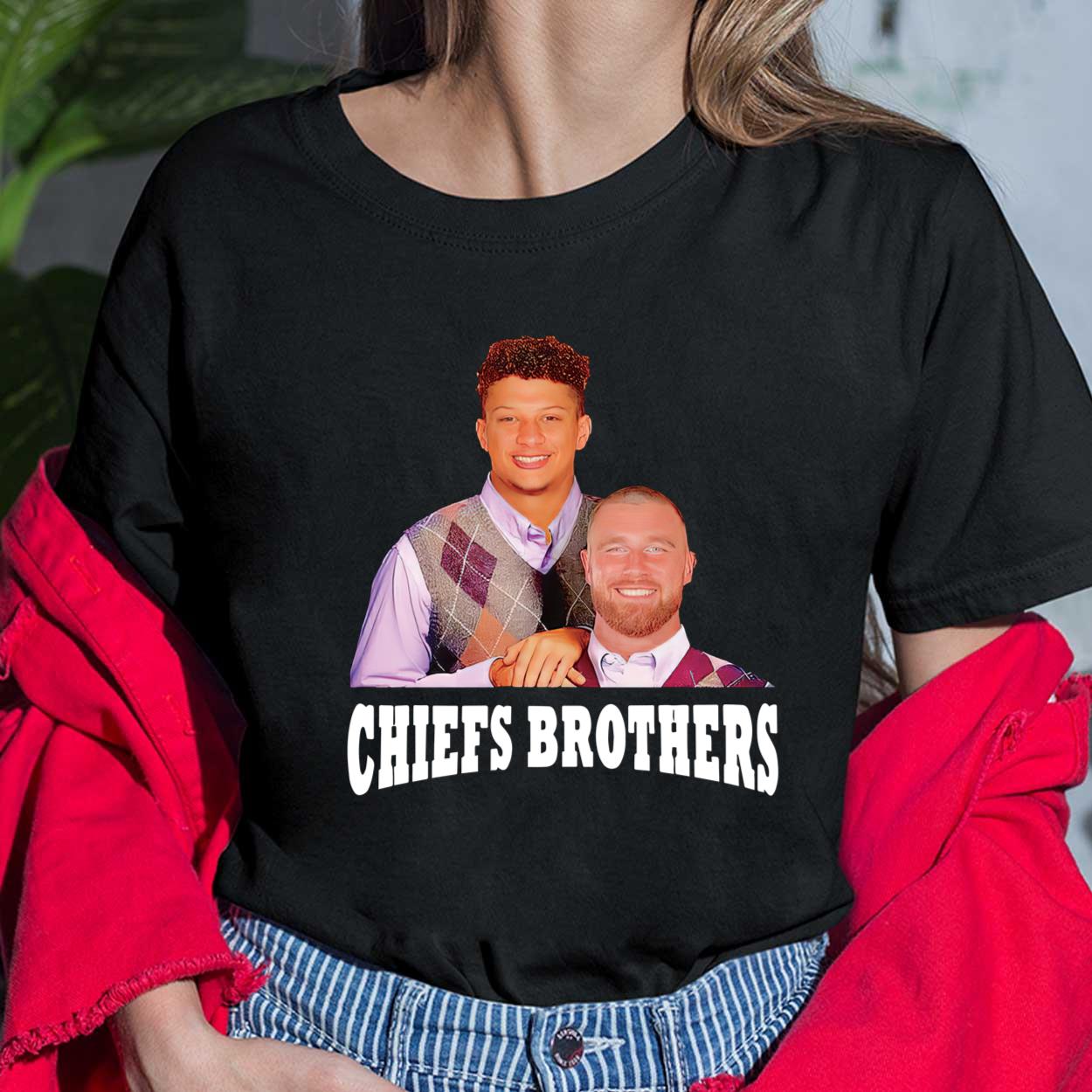 Chiefs Brothers Patrick Mahomes And Travis Kelce Shirt, Hoodie, Women Tee,  Sweatshirt - Lelemoon