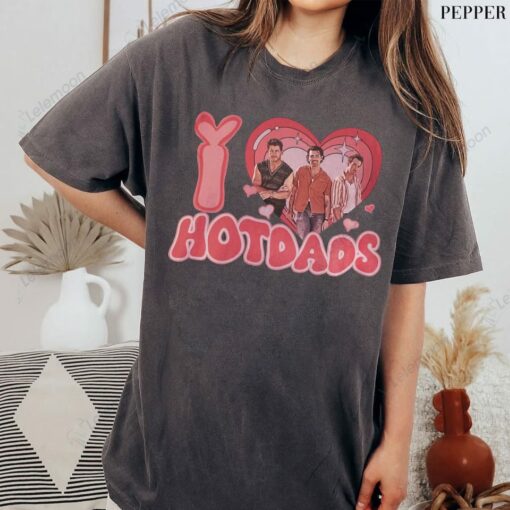 Jonas Brothers Retro 90's I Love Hot Dads Shirt